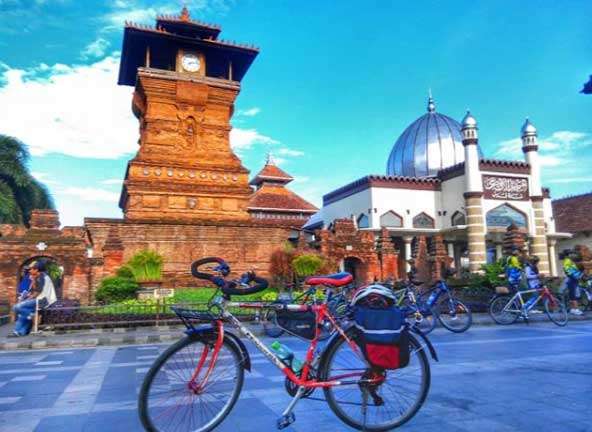 Tempat Wisata Di Kudus Terbaru 2026 Yang Paling Cocok Untuk Liburan
